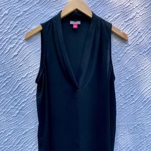 Vince Camuto Black Sleeveless V-Neck Top - Women's Small